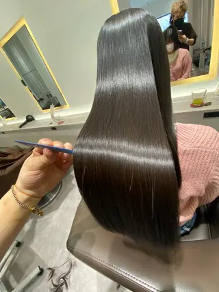 ロング ムトウセイマ/艶髪 /艶ケアWブリーチのヘアスタイル