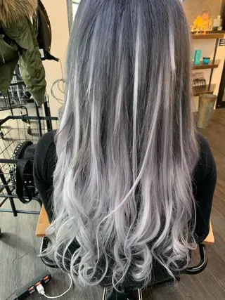 ロング 家田 竜のヘアスタイル