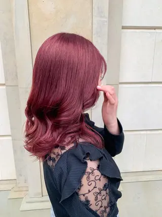 ミディアム カラー ヘアアレンジ yuka .のヘアスタイル