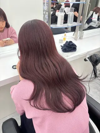 ロング カラー 🖤ハイトーン× レイヤー🖤SARAのヘアスタイル