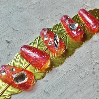 ネイル ピンキー 池田公園店のネイルデザイン