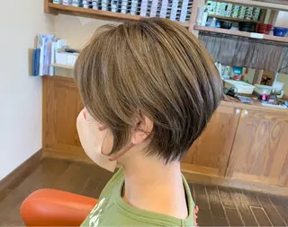 ショート 鶴田 拓也のヘアスタイル