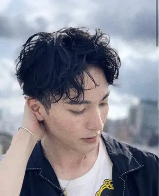 パーマ メンズ ブリーチ/パーマ ／まなみ🤍のヘアスタイル