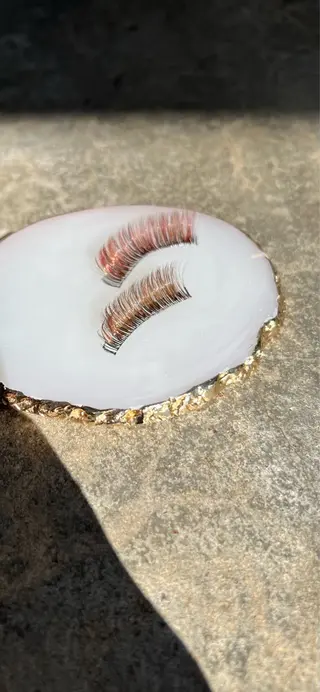 マツエク・マツパ FIORE フィオレ 大門 浜松町のマツエク・マツパデザイン