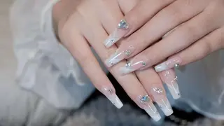 ネイル AB マツエクネイルサロンのネイルデザイン