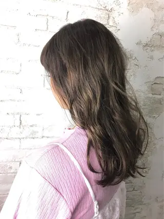 ロング カラー パーマ ヘアアレンジ 韓国ヘア✨グレージュ カラーasamiのヘアスタイル