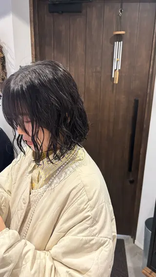 パーマ YURINO /ボブ ベージュ/ハイトーンのヘアスタイル