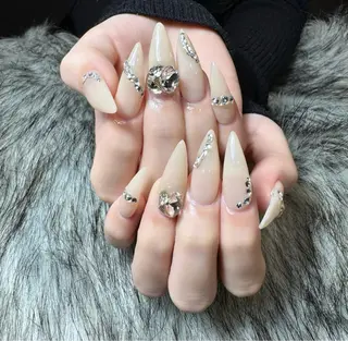ネイル ドリスネイルサロン所属・Doris Nail Salonのネイルデザイン