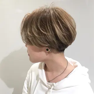 ショート カラー ヘアアレンジ As hair所属・柔らか垢抜けｶﾗｰと ｶｯﾄ🫧ASUKAのヘアスタイル