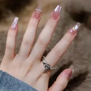 ネイル Glow Nail スカルプ専門店のネイルデザイン