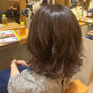 ミディアム パーマ 若狭 彩花のヘアスタイル
