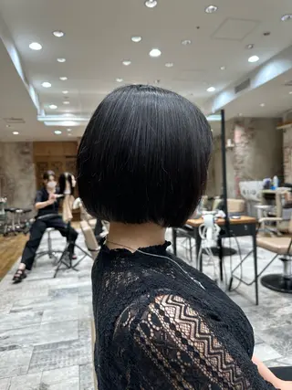 ショート カラー 必ず似合わせます/ レイヤー/石戸谷海斗のヘアスタイル