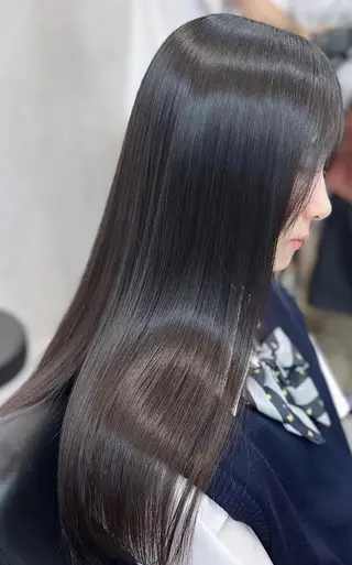 ロング 山崎 義弘のヘアスタイル