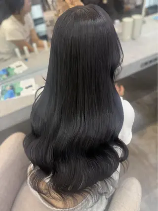ロング rin/艶髪特化/ 暗髪/透明感のヘアスタイル