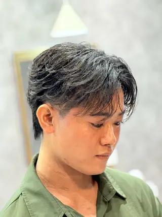 パーマ メンズ 井川　シャドウパーマ ニュアンスパーマのヘアスタイル