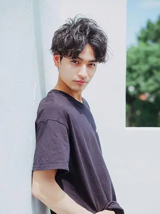 ミディアム カラー パーマ メンズ 【公式】amble luxe池袋東口🩷のヘアスタイル