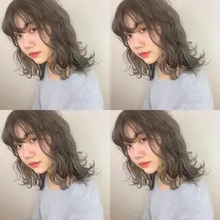 ミディアム カラー 韓国レイヤーカット/ ダブルカラーのヘアスタイル