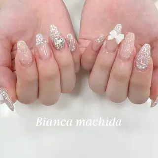 ネイル Bianca 🌟 yanagihasiのネイルデザイン