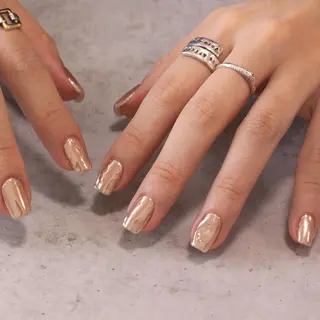 ネイル Elio所属・Elio 国泰寺のネイルデザイン