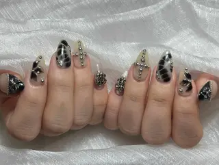 ネイル NIE MoMoのネイルデザイン