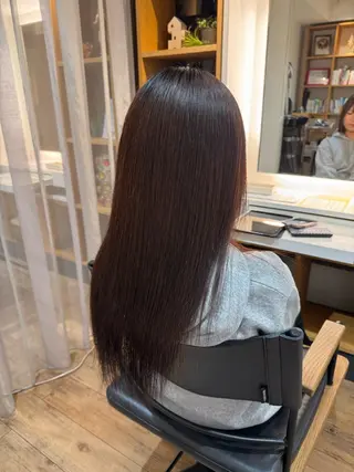 セミロング afloatkobe所属・美髪/髪質改善 川口凌弥のヘアスタイル