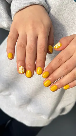 ネイル ULL tamaのネイルデザイン