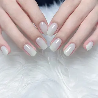 ネイル WHITE NAIL所属・澤村 七海のネイルデザイン
