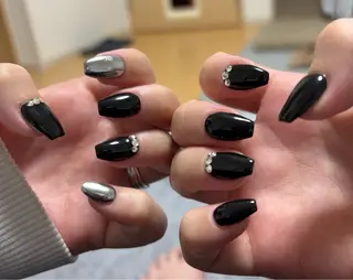 ネイル Azur Nail所属・藤原 亜里沙のネイルデザイン