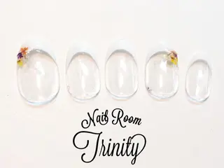 ネイル Trinity staffのネイルデザイン