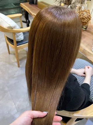 ロング カラー 浜崎 恵澄のヘアスタイル