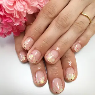 ネイル Petit Fleur所属・青柳 亜梨奈のマツエク・マツパデザイン