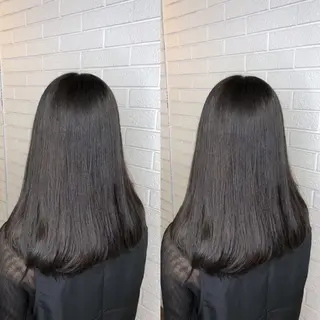 セミロング 艶カラー🩵💛 NANAのヘアスタイル