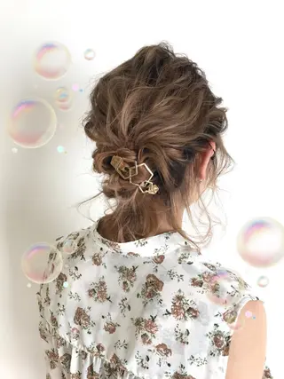 ミディアム ヘアアレンジ 高橋恵🌈生え癖改善 ウルフ/レイヤーのヘアスタイル