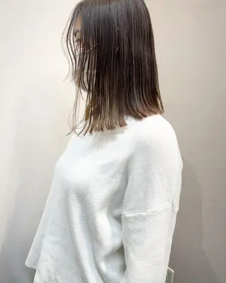 ミディアム カラー テトネ タカシのヘアスタイル