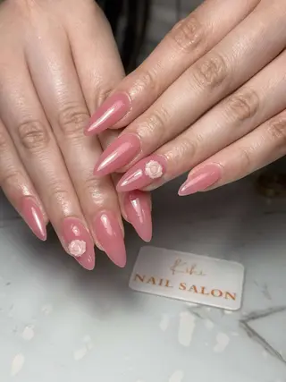 ネイル 💕鈴木ユリ パラジェル/オフ無料のネイルデザイン