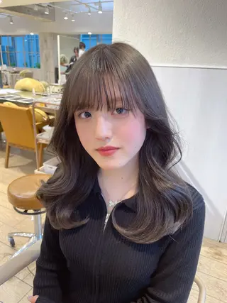 セミロング アフロートディル表参道店所属・艶髪カラー/レイヤー カット/表参道　寺崎のヘアスタイル