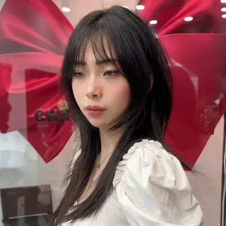 ミディアム SHIN レイヤー‪‪カットのヘアスタイル