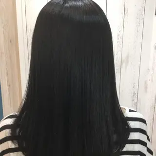 ミディアム カラー embrace エンブレイスのヘアスタイル