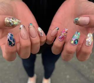 ネイル m.i private nail salon所属・大西 真衣のネイルデザイン