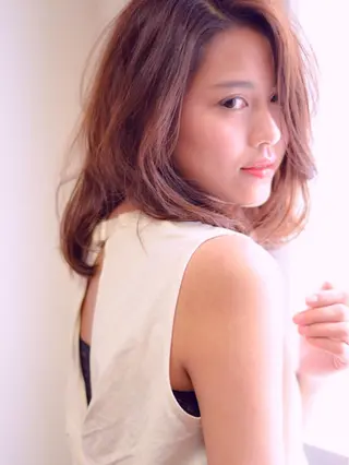 ミディアム カラー 吉祥寺aivee 若手注目スタッフのヘアスタイル