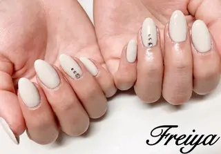 ネイル FREIYA所属・FREIYA マツエク、ネイルのマツエク・マツパデザイン