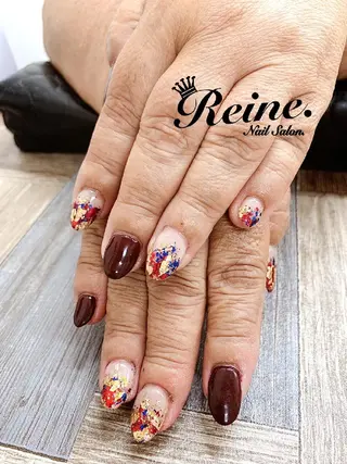 ネイル Nailsalon Reine所属・玉栄 伶奈のネイルデザイン