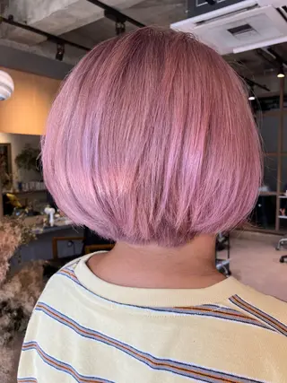 カラー cyan 【シアン】所属・阿部 貴子のヘアスタイル