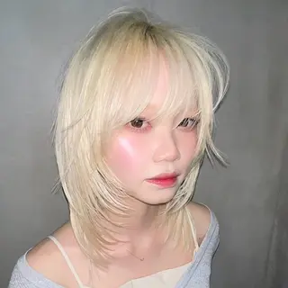 ミディアム レイヤーカット/透明 感カラー/チャンのヘアスタイル