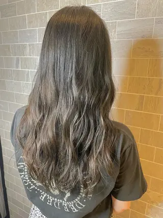 セミロング 栗林 茉那のヘアスタイル