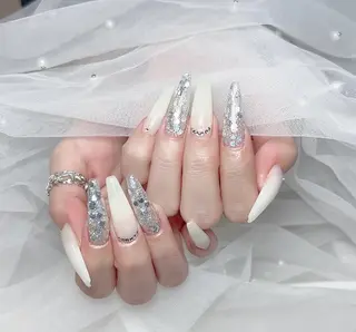 ネイル 𝐲𝐮𝐦𝐢🎀 長さ出しデザイン専門のネイルデザイン