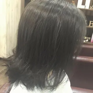 ミディアム カラー embrace エンブレイスのヘアスタイル