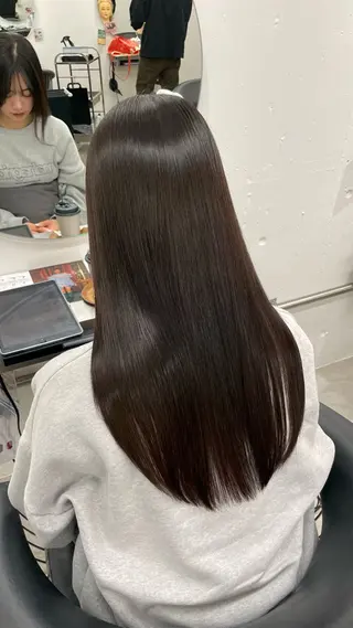 ロング 長畑 雨里のヘアスタイル