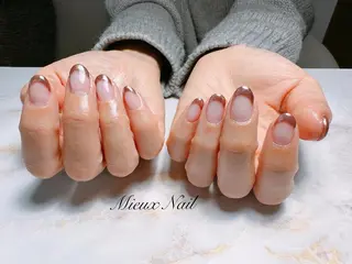 ネイル 市川 麻衣子のネイルデザイン