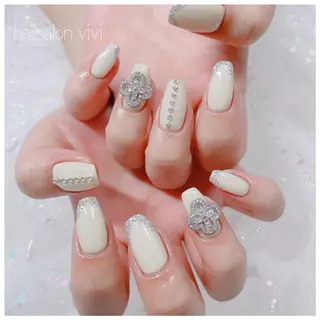ネイル ＶＩＶＩ nailsalonのネイルデザイン